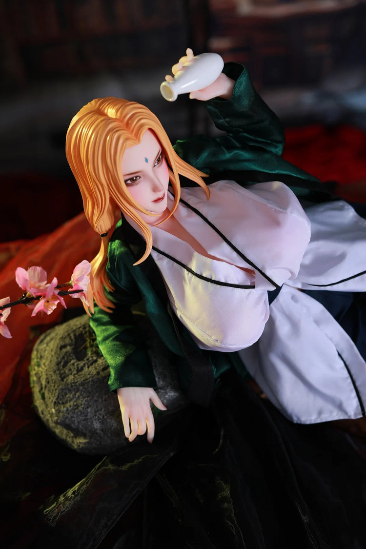 Tsunade – Naruto NSFW figure by LORIBEAR